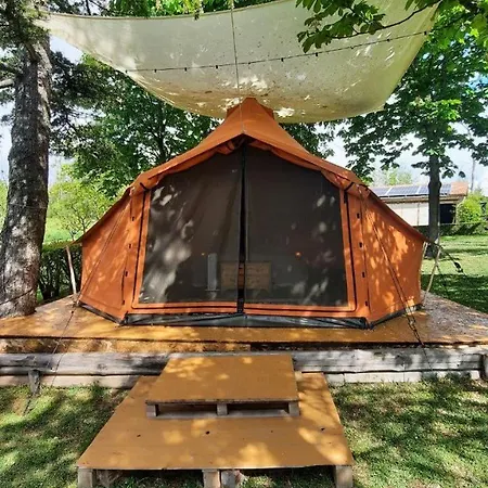 Glamping Marche Nascoste Tenda E Intero Οργανωμένο κάμπινγκ